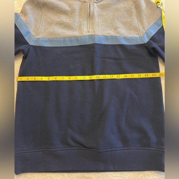 IZOD Quarter Zip Crew Neck - Picture 4 of 5